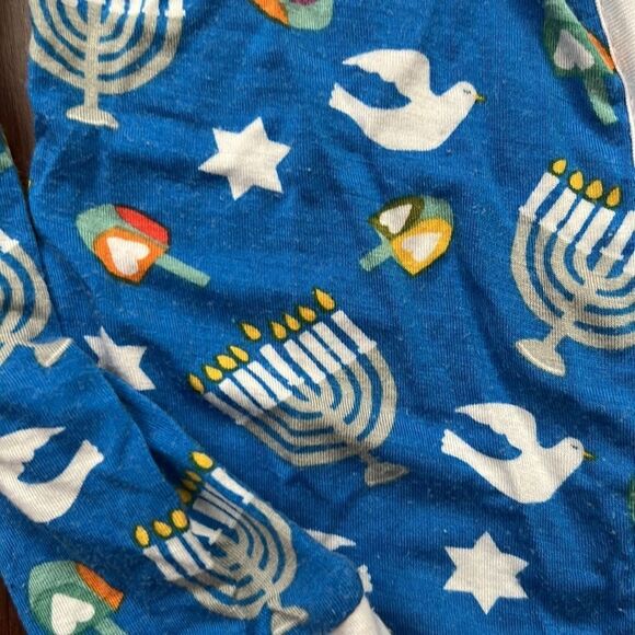 Little sleepies Hanukkah zipper pajamas 18-24 months - Picture 3 of 3